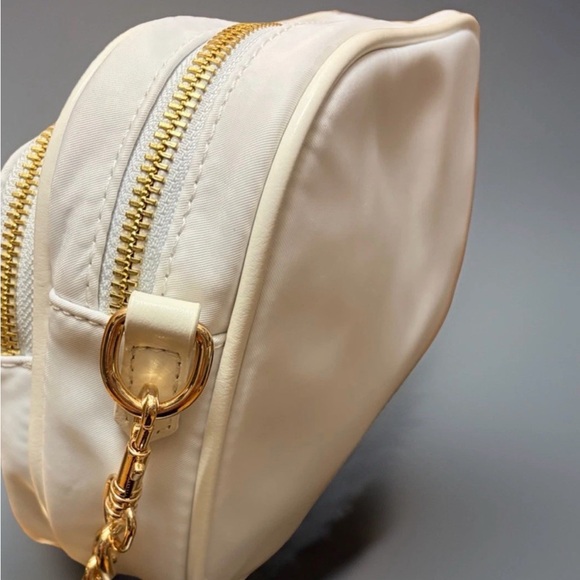 Ahdorned White Nylon Shoulder Bag Gold Chain Strap - Picture 5 of 12